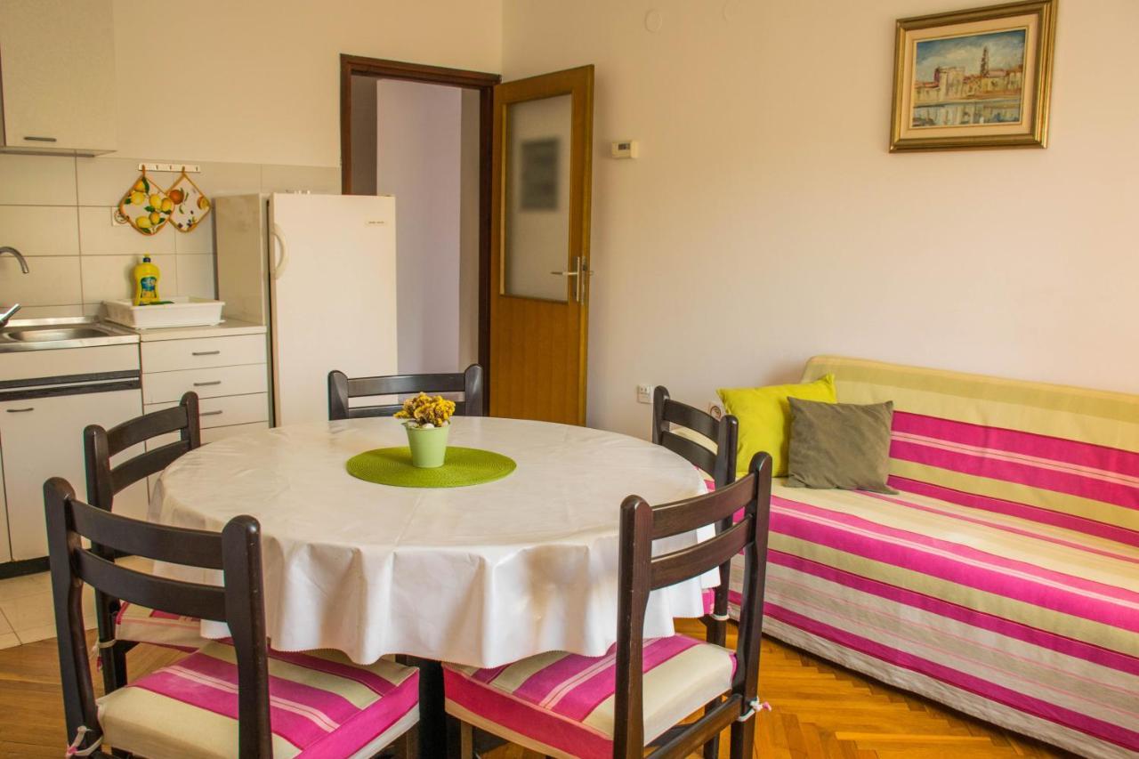 Apartments White & Green In Malinska Ngoại thất bức ảnh