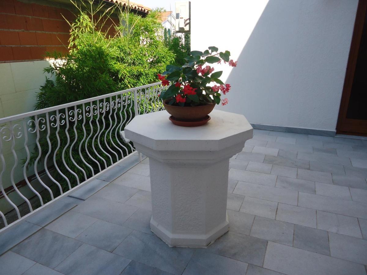 Apartments White & Green In Malinska Ngoại thất bức ảnh